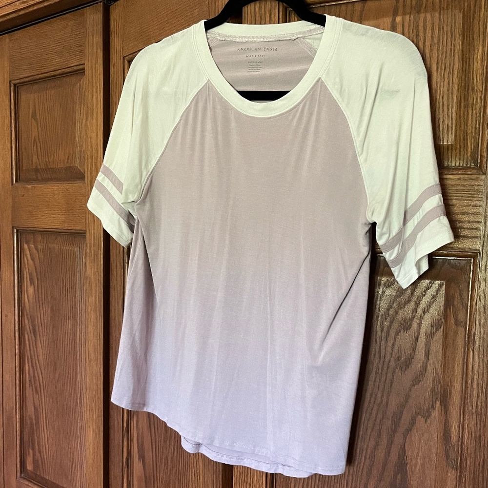 American Eagle purple and white extra small t-shirt